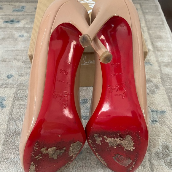 Christian Louboutin nude heels 40.5 - Picture 3 of 3